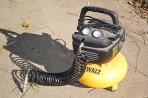 lot 156 image: DeWalt air compresser