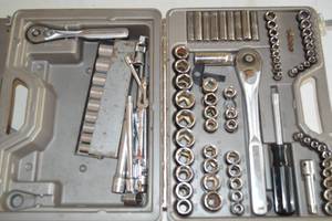 lot 163 image: Craftsman socket wrench kit