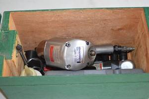 lot 166 image: Vintage Impact Wrench Kit