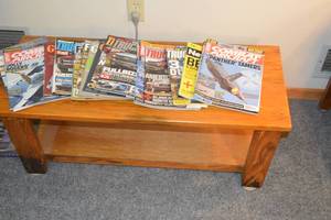 lot 265 image: Small Console Table with Assorted Magazines