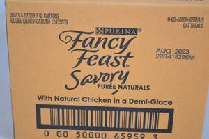 Case of Purina Fancy Feast Savory Puree Naturals Cat Treats