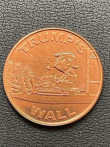 1 Ounce .999 Fine Copper Round Trumps Wall