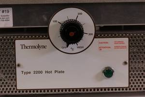 lot 19 image: Thermolyne Type 2200 Hot Plate w US Plug