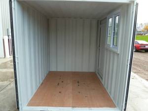 lot 5 image: Storage Container LYP8- 12042