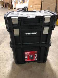 Husky 22 in. Connect Rolling System Plastic Tool Box  Customer Returns See Pictures