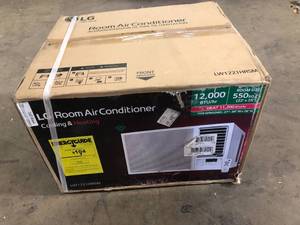 LG 12,000 BTU 230208-Volt Window Air Conditioner LW1221HRSM Cools 550 Sq. Ft. with Cool and Heat, Wi-Fi Enabled   Customer Returns See Pictures