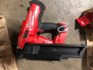 Milwaukee M18 FUEL 3-12 in. 18-Volt 21-Degree Lithium-Ion Brushless Cordless Framing Nailer (Tool-Only)    Customer Returns See Pictures
