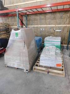 FLOORING AND RUGS - 4 Pallets - Retails $5477