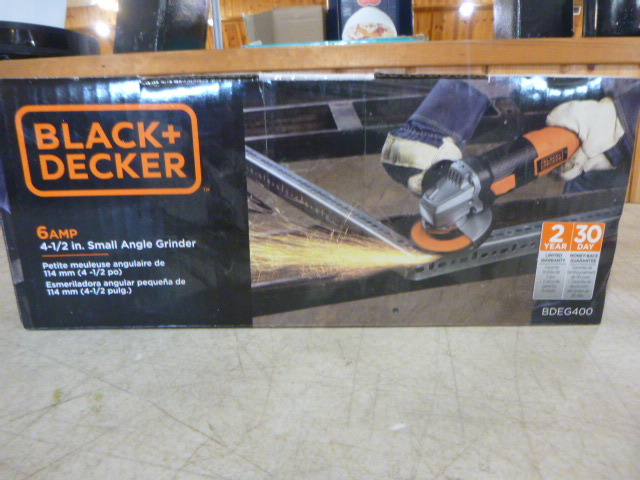 Black & Decker 4-1/2 Angle Grinder, BDEG400
