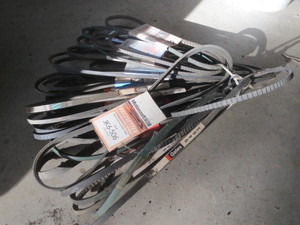 lot 4 image: V-Belts