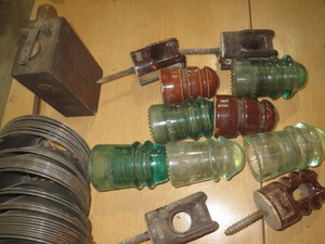 lot 39 image: Antique Insulator
