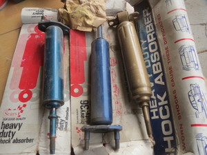 lot 61 image: Shock Absorbers