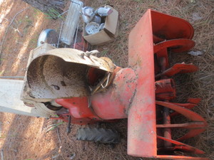 lot 105 image: Snow Blower