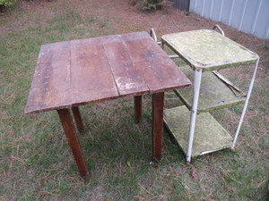 lot 97 image: Table