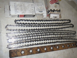 lot 117 image: Saw Chains