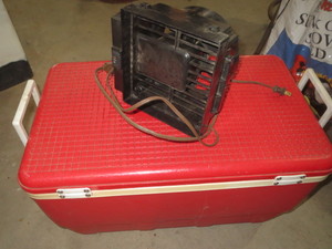 lot 120 image: Ice Chest