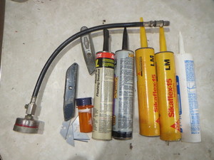 lot 122 image: Utility Knives