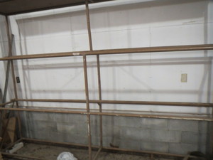 lot 176 image: Tire Rack