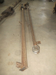 lot 177 image: Garage Frame Metal