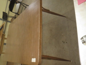 lot 193 image: Brown Table