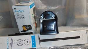 lot 77 image: Mailbox and Post Dented NEW