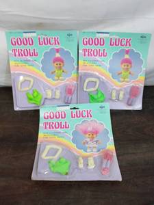 3 Good Luck Troll Accessories