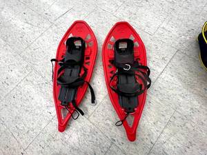 lot 10 image: Baldas Snow Shoes