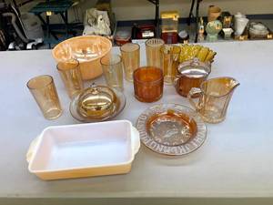 lot 52 image: Colored Glassware
