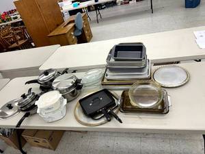 lot 55 image: CookingBaking Lot