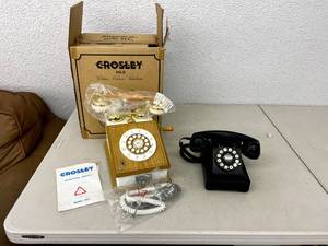 lot 67 image: Telephones - NIB Crosley
