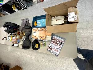 lot 113 image: Everything on Table