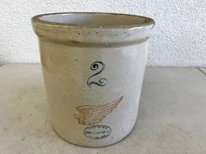 lot 118 image: 2 Gallon Red Wing Crock
