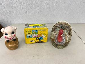 lot 140 image: Mixed Collectibles Lot