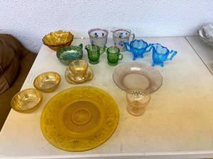 lot 145 image: Assorted Colored Glassware