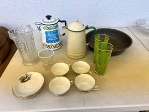 lot 147 image: Mixed Lot