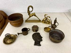 lot 148 image: Brass Items