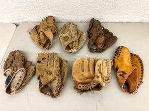 lot 179 image: Vintage Baseball Gloves