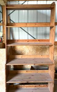 lot 172 image: Large Wooden Shelf