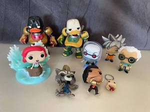 lot 82 image: Lot of Funko Pops-Litter Mermaid Ariel, Howard the Duck and More