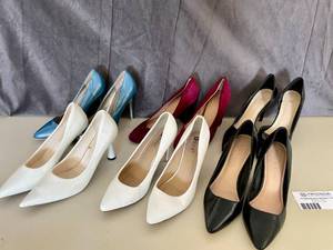lot 110 image: Lot of 6 Women High Heel Shoes Size 7.5