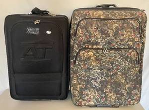lot 135 image: Lot of 2 XL Wheeled Suitcases-Very Lightly Used