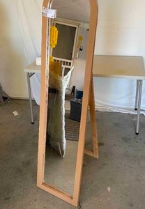 lot 143 image: Large Standing Floor Mirror