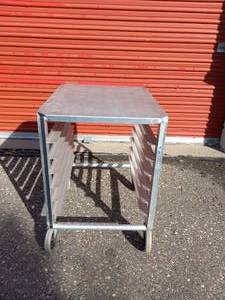 STAINLESS STEEL SHEET PAN RACK ON WHEELS