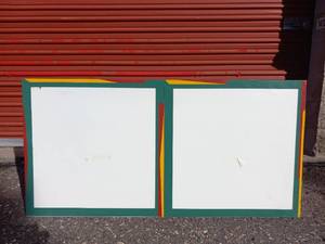 ADVERTISING SIGN