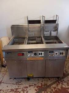 FRYMASTER DEEP FRYER