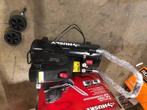Husky 8G 150 PSI Hotdog Air Compressor Customer Returns See Pictures