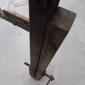 lot 55 image: ANTIQUE WOODEN CLAMP