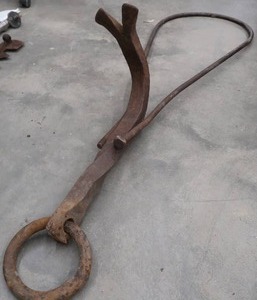 lot 69 image: VINTAGE  ANTIQUE PLOW