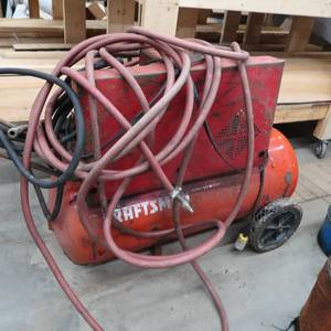 lot 77 image: LARGE CRAFTSMAN COMPRESSOR