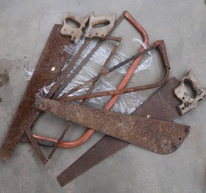 lot 93 image: COLLECTION OF VINTAGE SAWS